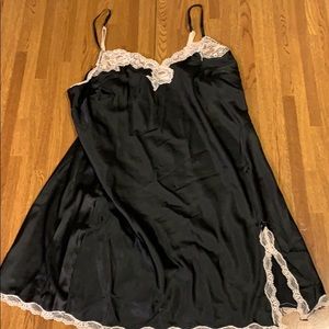 Victoria secret intimate sleepwear